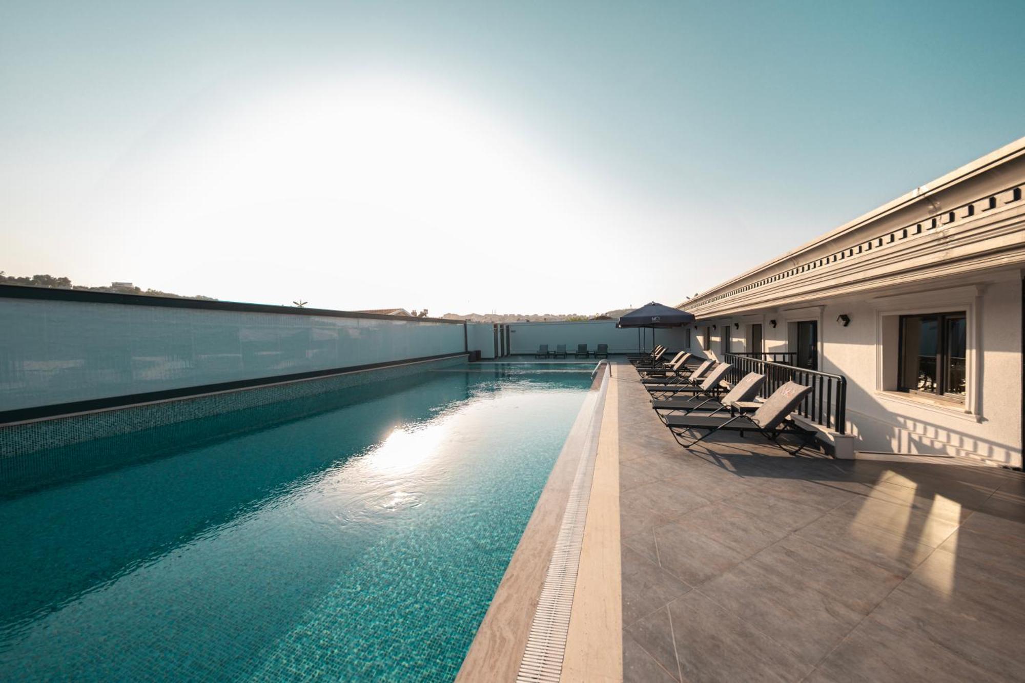 MQ Hotel Suites Arnavutkoy Esterno foto