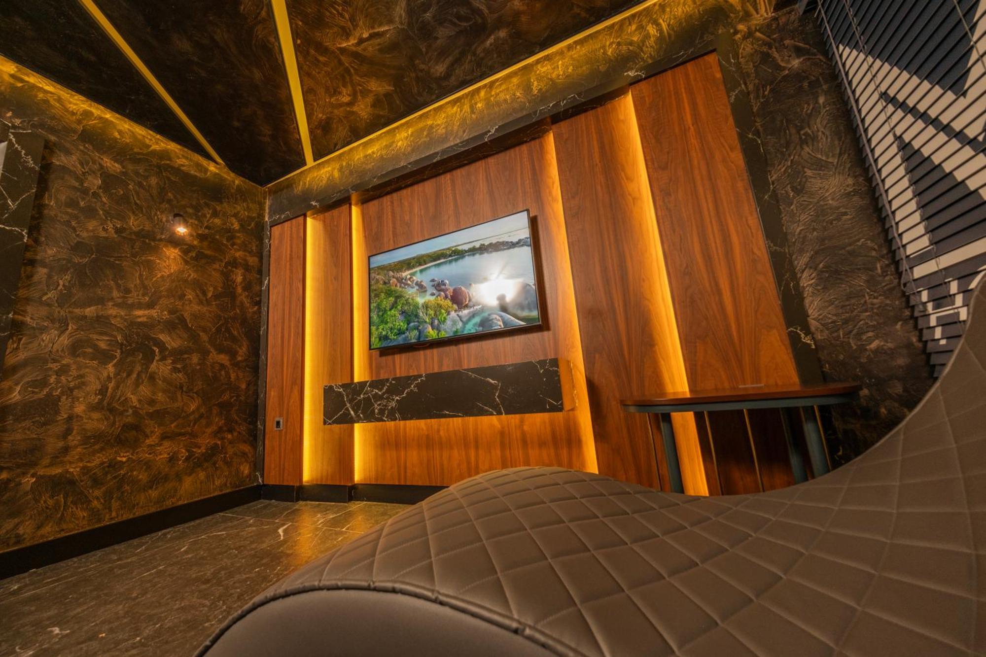 MQ Hotel Suites Arnavutkoy Esterno foto