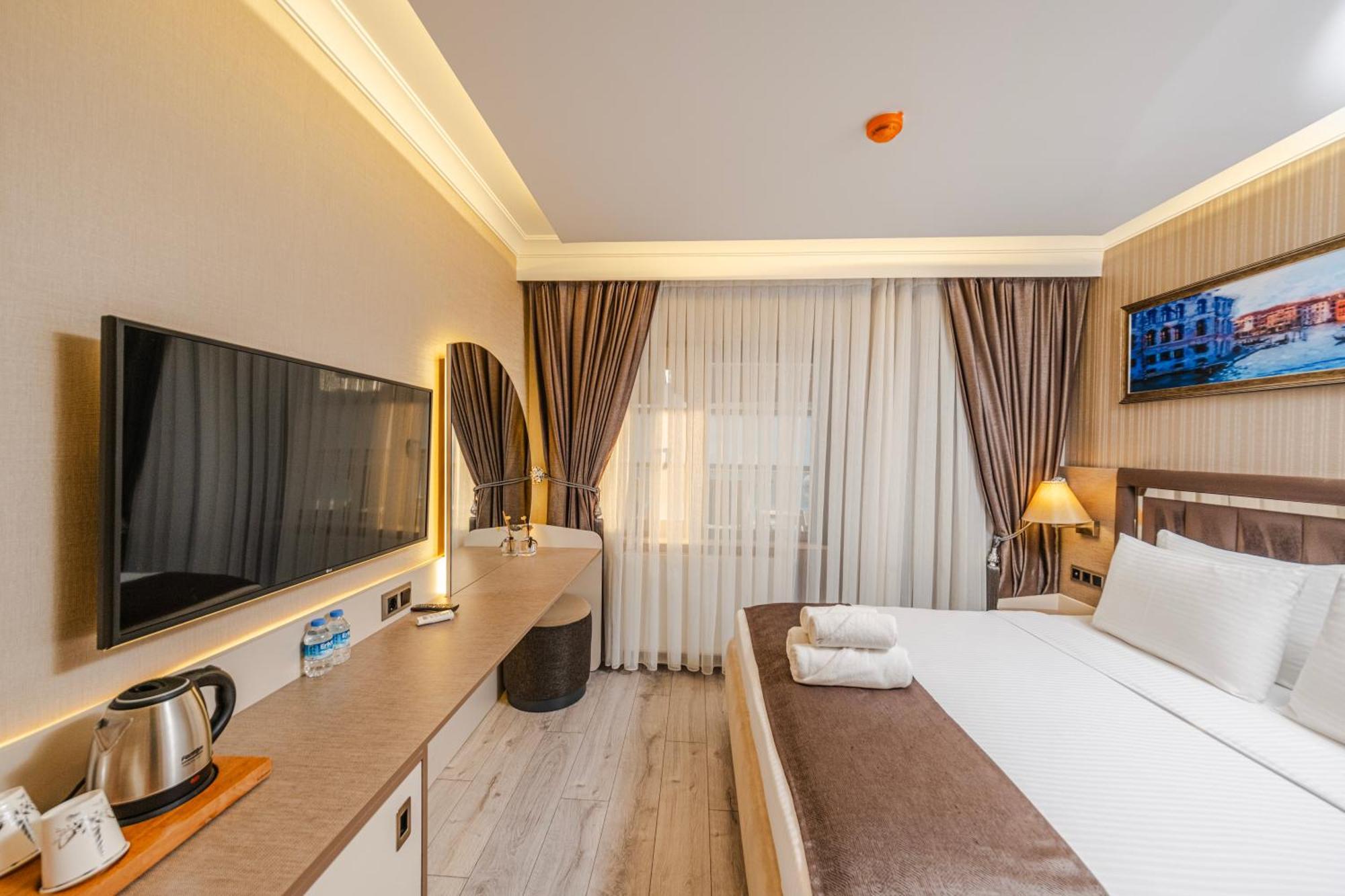 MQ Hotel Suites Arnavutkoy Esterno foto